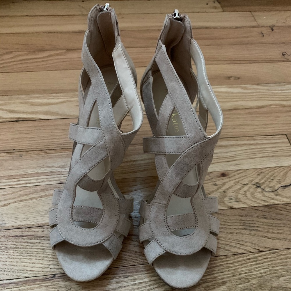 Kelly & Katie High Heel